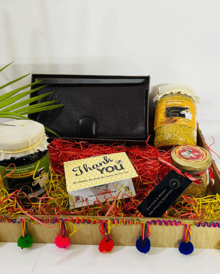 Gourmet Hamper | Captain's Honey